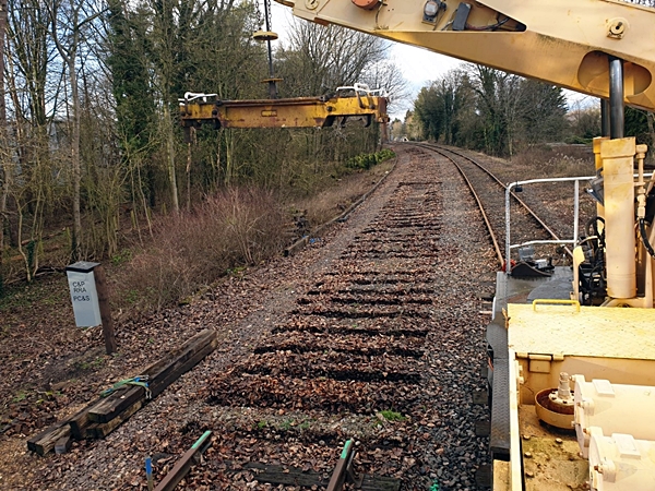 Removing derelect track